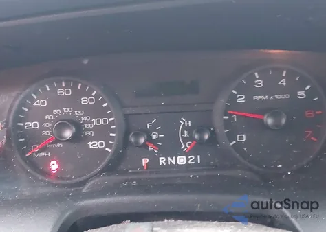 2006 Ford Crown Victoria Standard z USA, uszkodzony, nr VIN 2FAFP73V76X165582